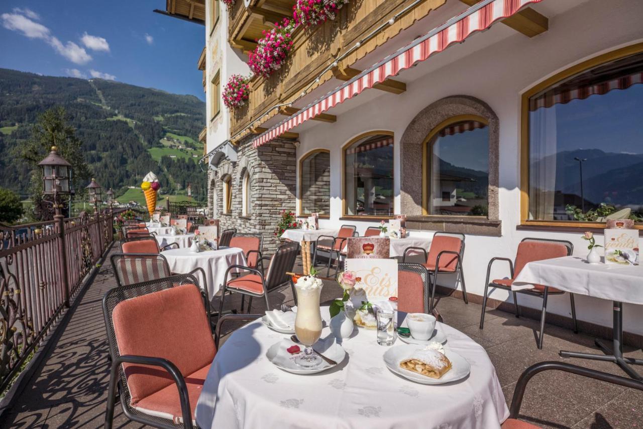Hotel Riedl Im Zillertal Stumm Extérieur photo